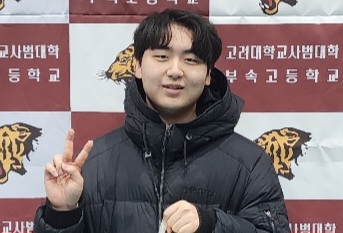 서일욱